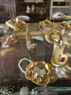 Costume jewellery from ENCORE - Antiques | Vintage | Retro - Worthing